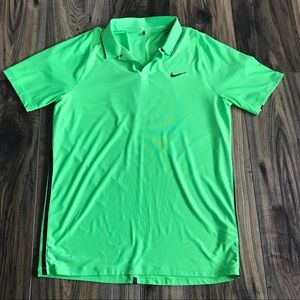 EUC Nike TW Tiger Woods Collection Golf Shirt